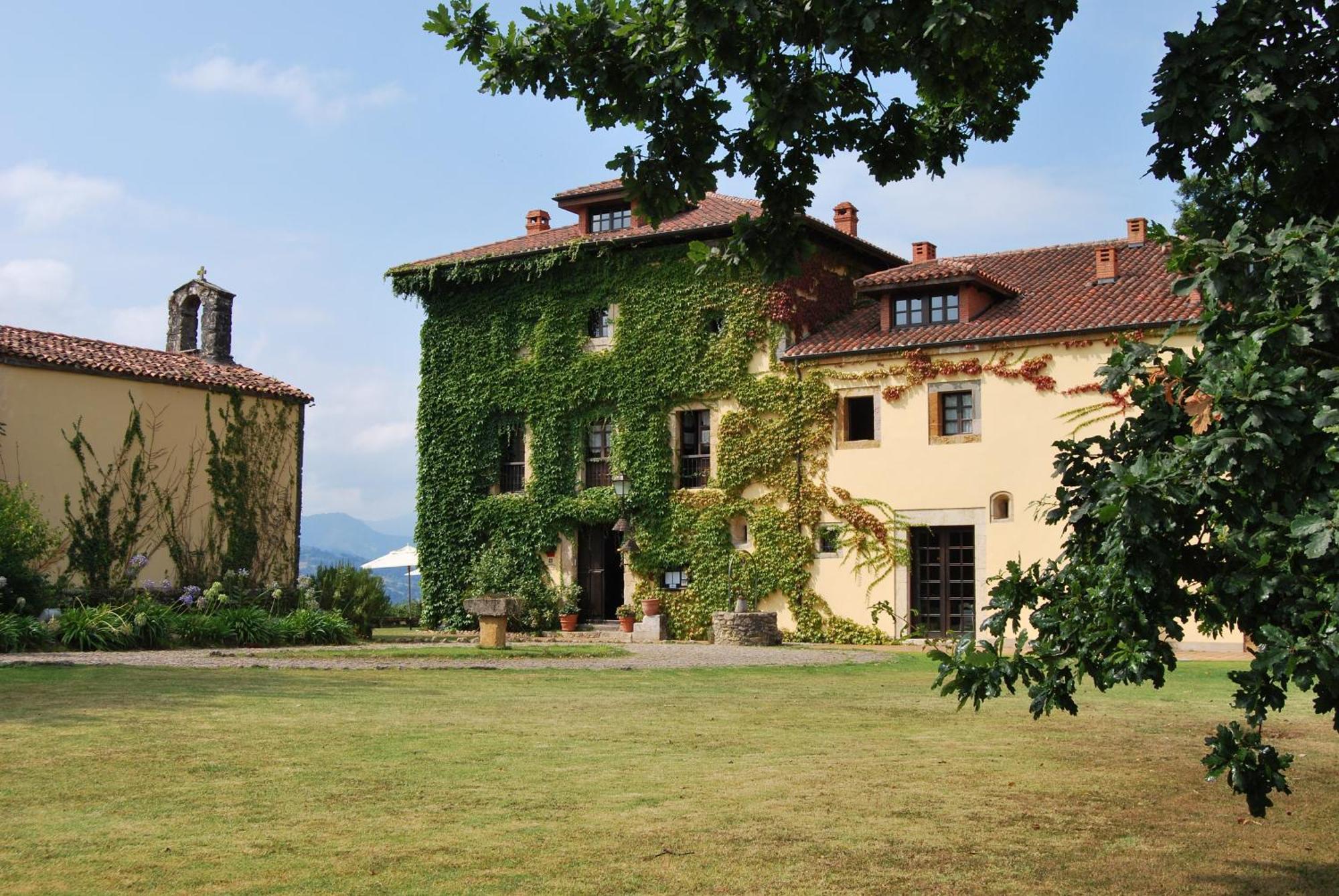 Palacio de Cutre La Goleta (Asturias) Exterior foto
